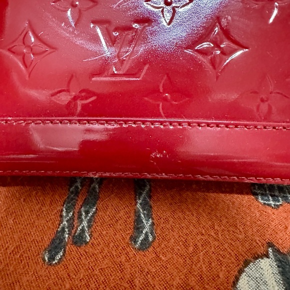 LOUIS VUITTON ❤️🌟AA1173 VERNIS RED ALMA BB NO LONG STRAP ⭐️ - Picture 3 of 15